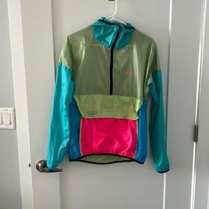 Cotopaxi Womens Windbreaker